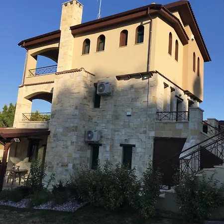 Stone-built In Halkidiki דירה פאליאורי