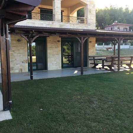 Stone-built In Halkidiki Apartment Paliouri
